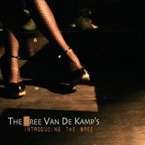 Download track Outro The Bree Van De Kamp'S