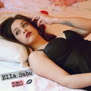 Download track Ella Sabe Dessia El Otro