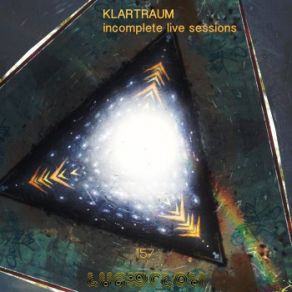 Download track Connected (Epic Downtempo Live Session) Klartraum