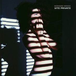 Download track Intro Vite Private Luca Mattioni