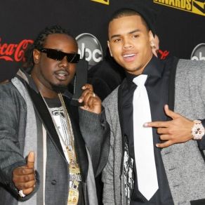 Download track Look At Her Go T - Pain, Chris Brown