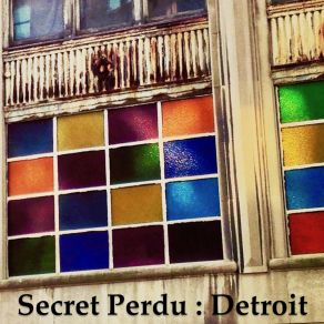 Download track The Strand Secret Perdu