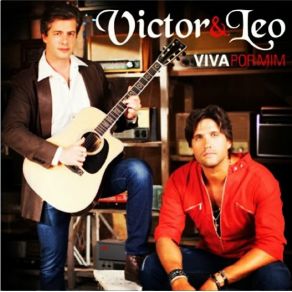 Download track Conheço Pelo Cheiro Victor & Leo