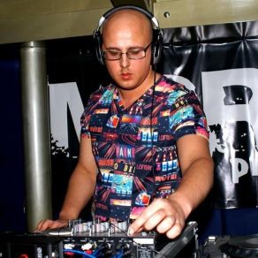 Download track Ocean Planet 014 Guest Mix On Pure. FM (17 - 07 - 2012) DJ Mewel