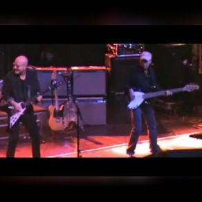 Download track Steppin' Out Wishbone Ash